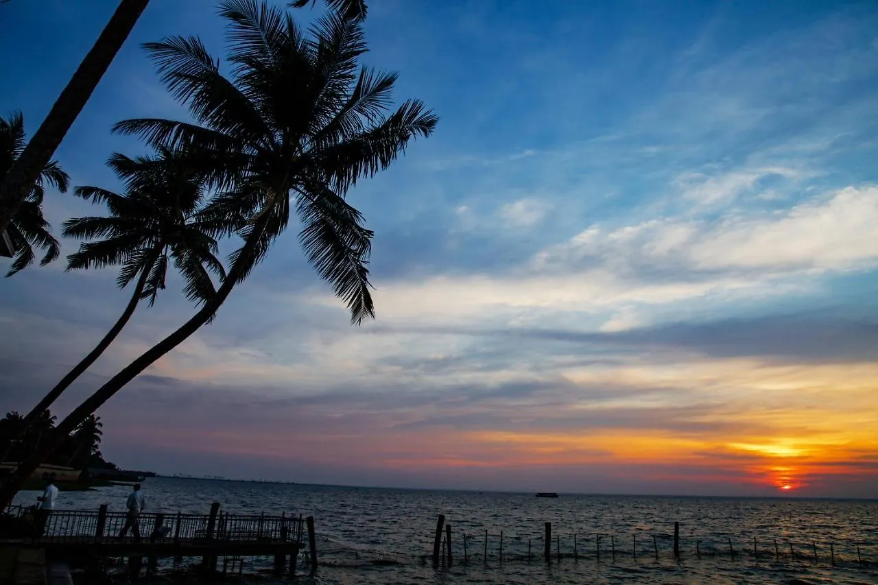 Hotel Backwater Ripples Kumarakom Resort