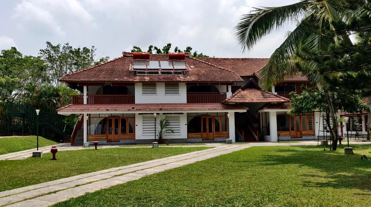 Hotel Backwater Ripples Kumarakom Resort