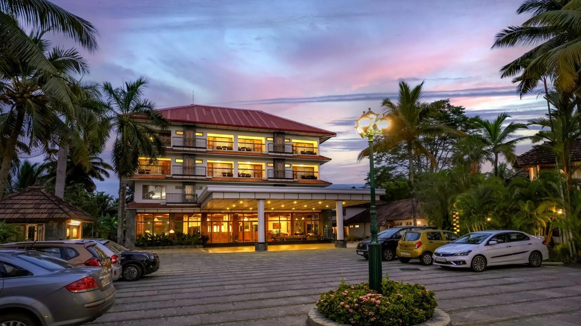 Resort Hotel Backwater Ripples Kumarakom